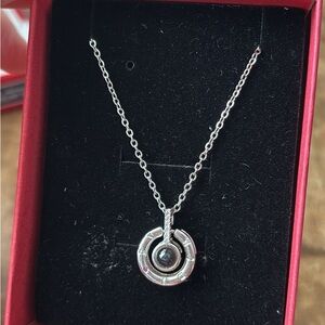 Chic Silver Necklace “I love you” projection with Black Accent